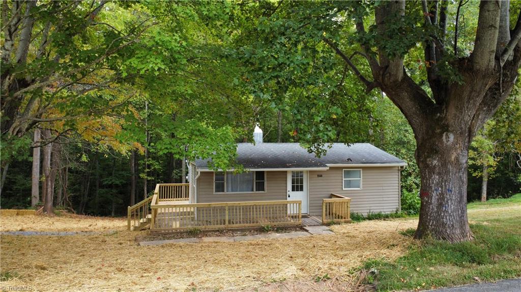 1568 Ahart Ridge Road Ararat, VA 24053 - Photo 7 of 19 Gallery Image 7