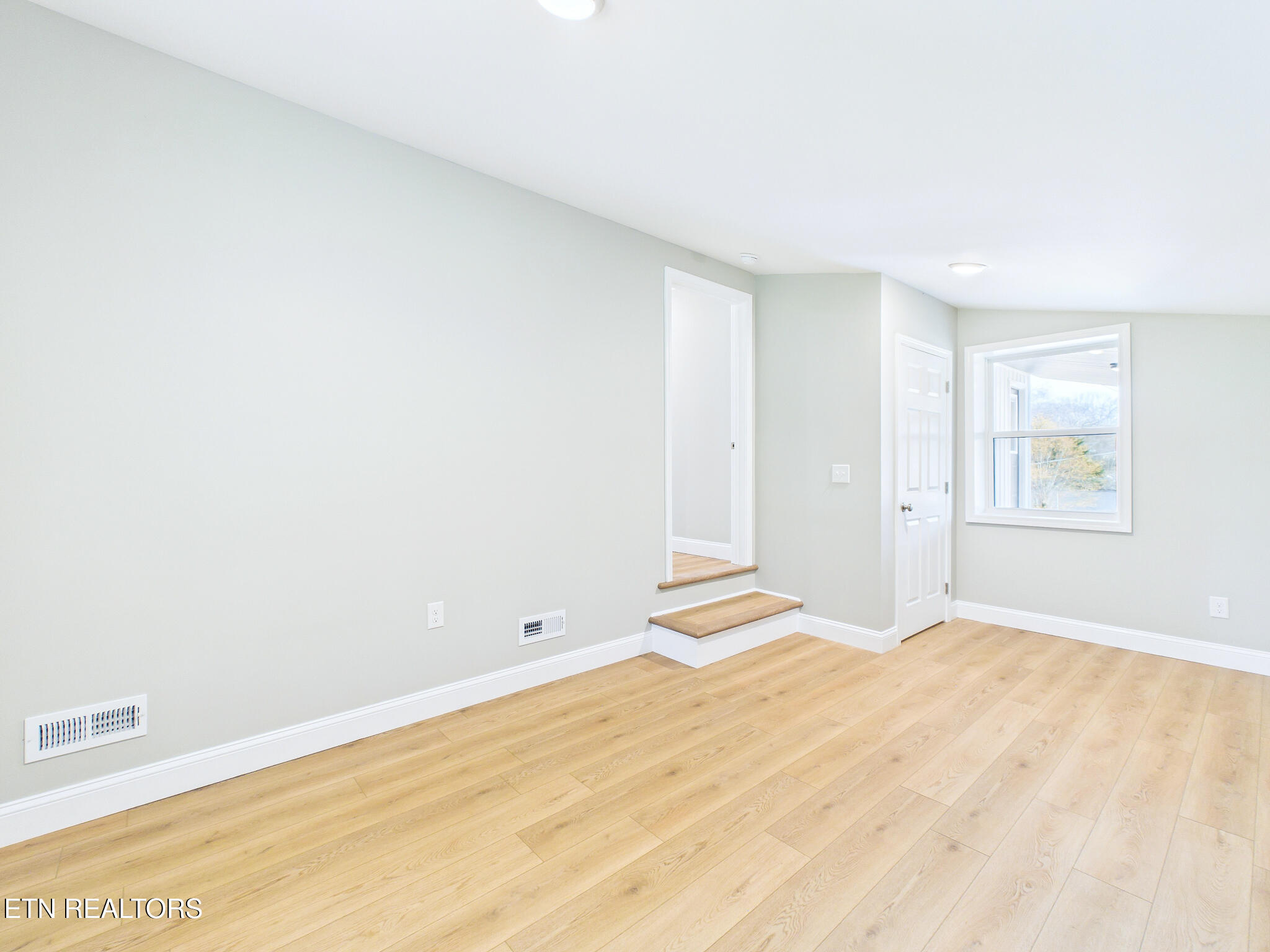 6 Shawnee Trail Athens, TN 37303 - Photo 33 of 43 025