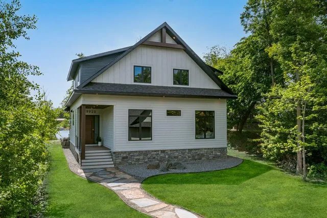 $1,845,000 | 19923 See Gull Road, Brainerd, MN 56401