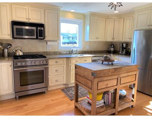 8 Ruthen Circle Shrewsbury, MA 01545 - Photo 9 of 31 Gallery Image 9