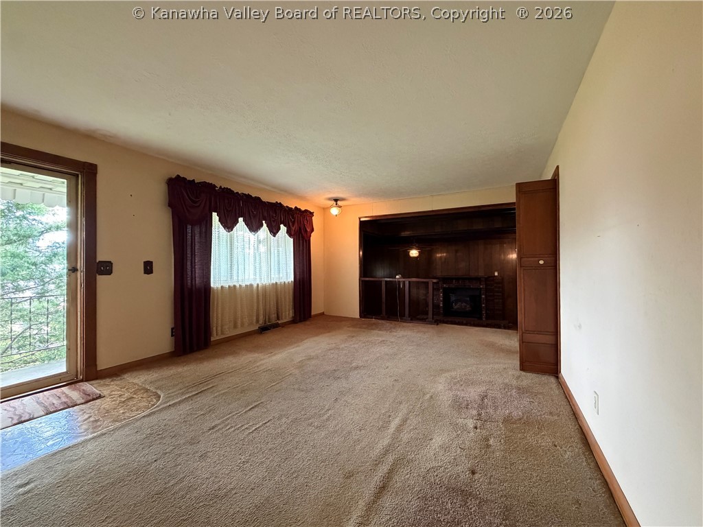 65 Fruth Addition Road Red House, WV 25168 - Photo 12 of 50 Living Room