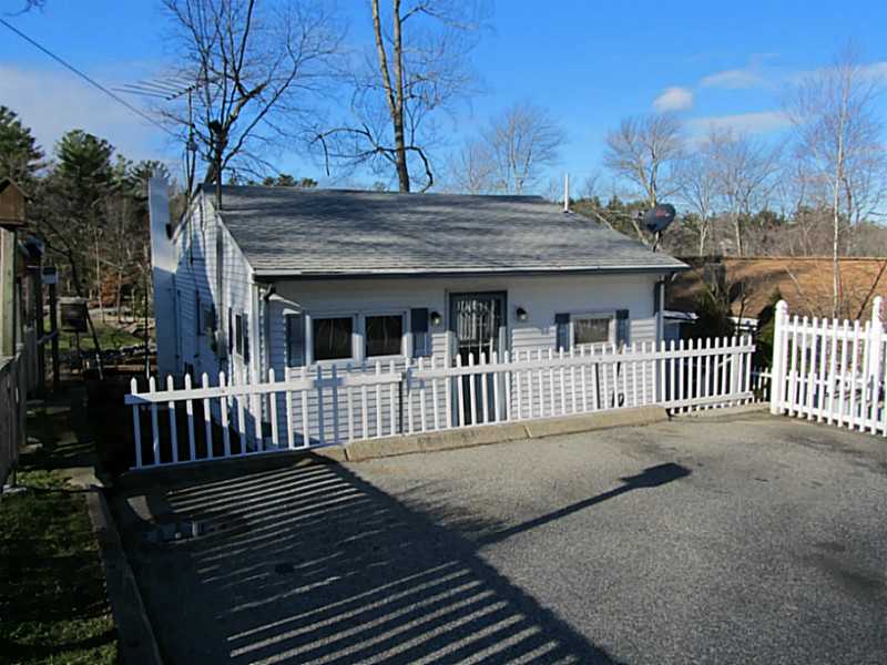 130 Echo Road Glocester, RI 02814 - Photo 2 of 17 Exterior Front.