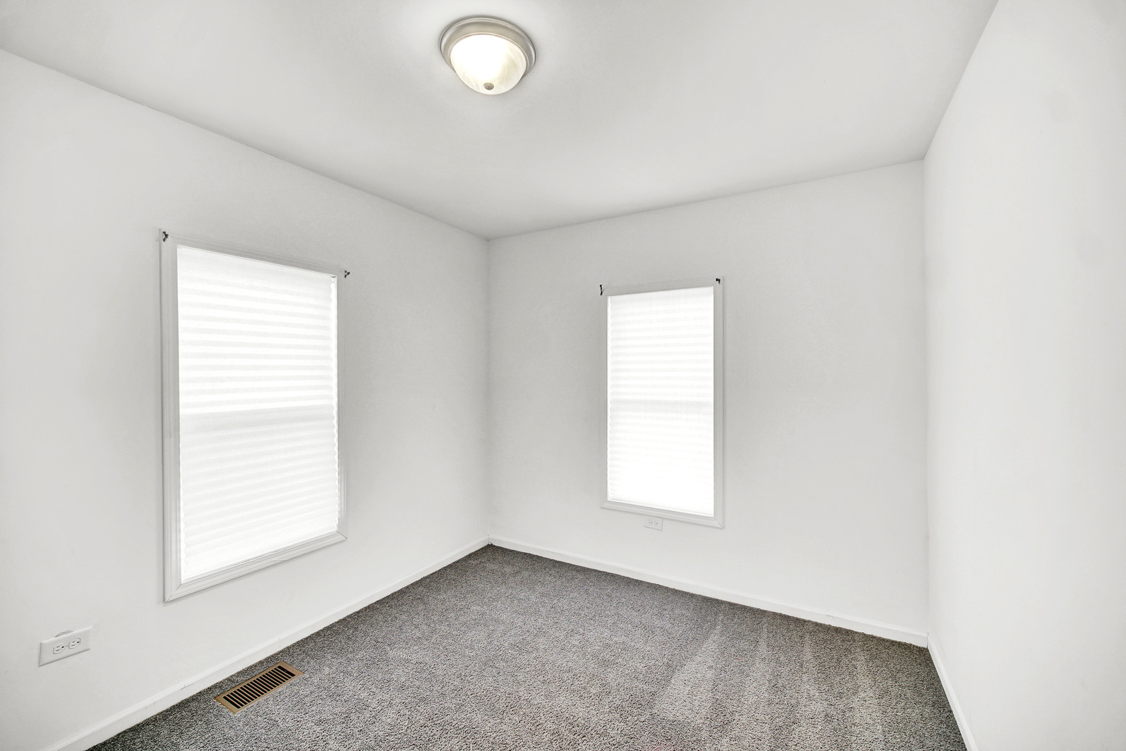 620 Clement Street Joliet, IL 60435 - Photo 10 of 19