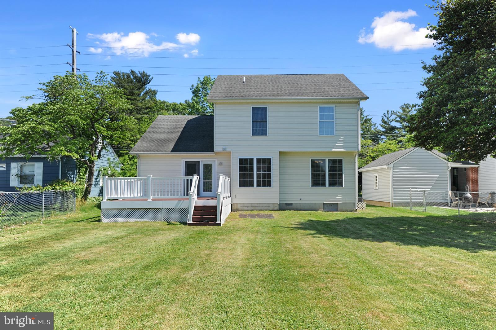 711 East Division Street Dover, DE 19901 - Photo 2 of 26