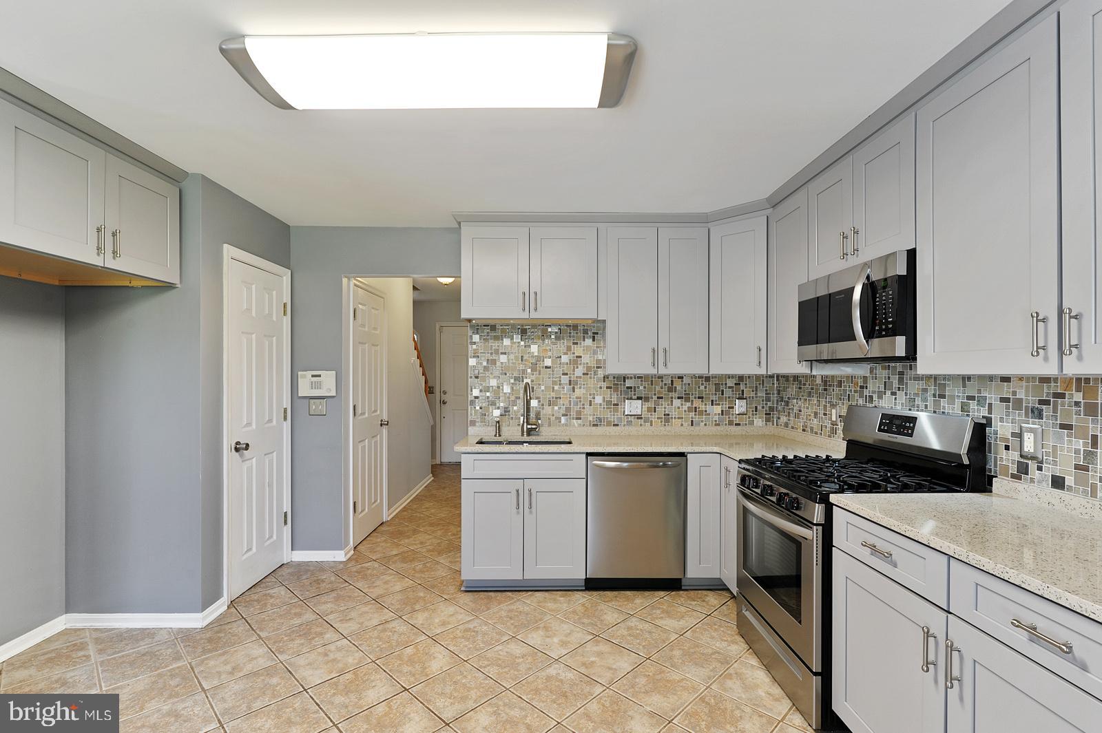 711 East Division Street Dover, DE 19901 - Photo 12 of 26