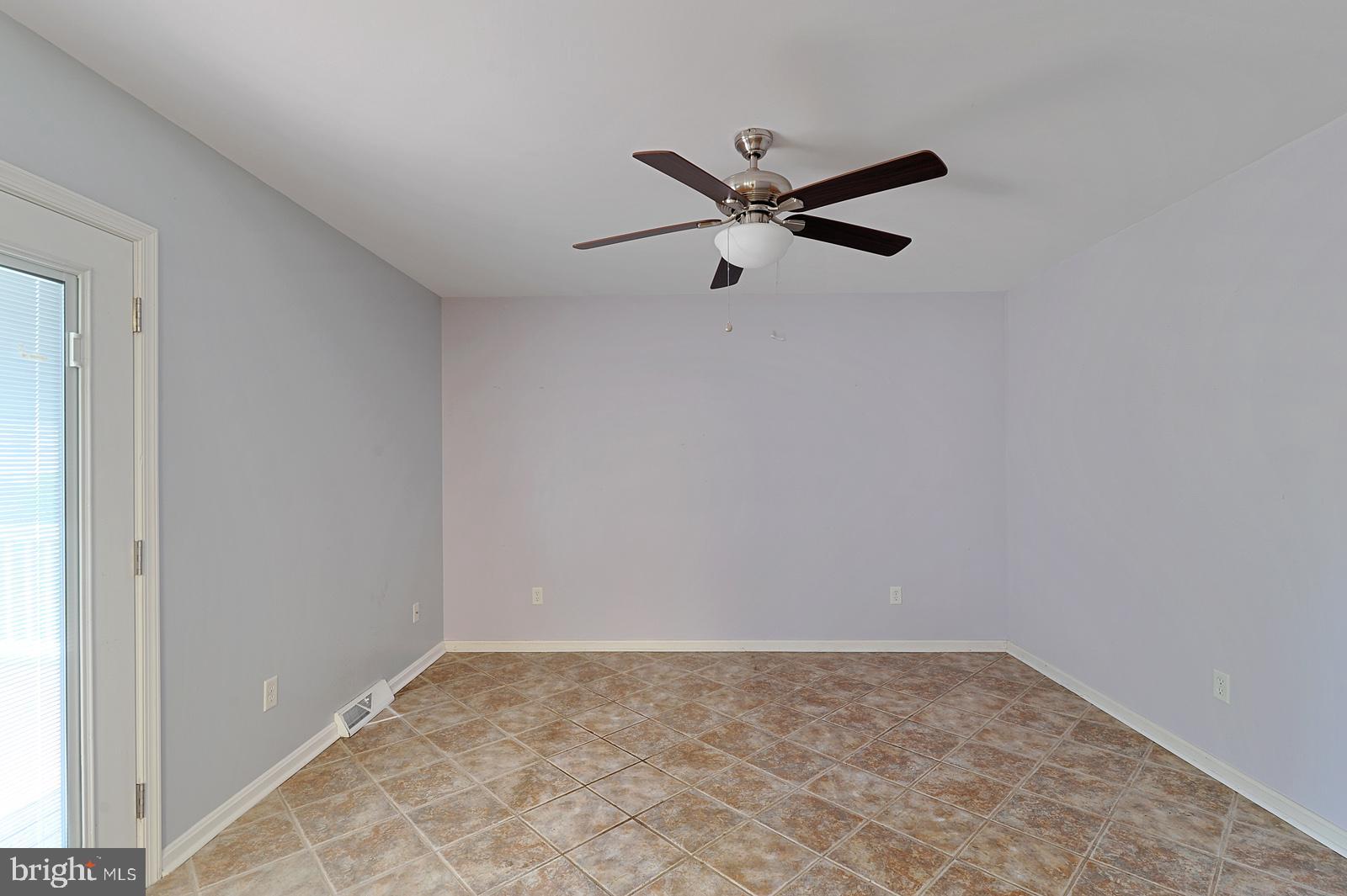 711 East Division Street Dover, DE 19901 - Photo 15 of 26