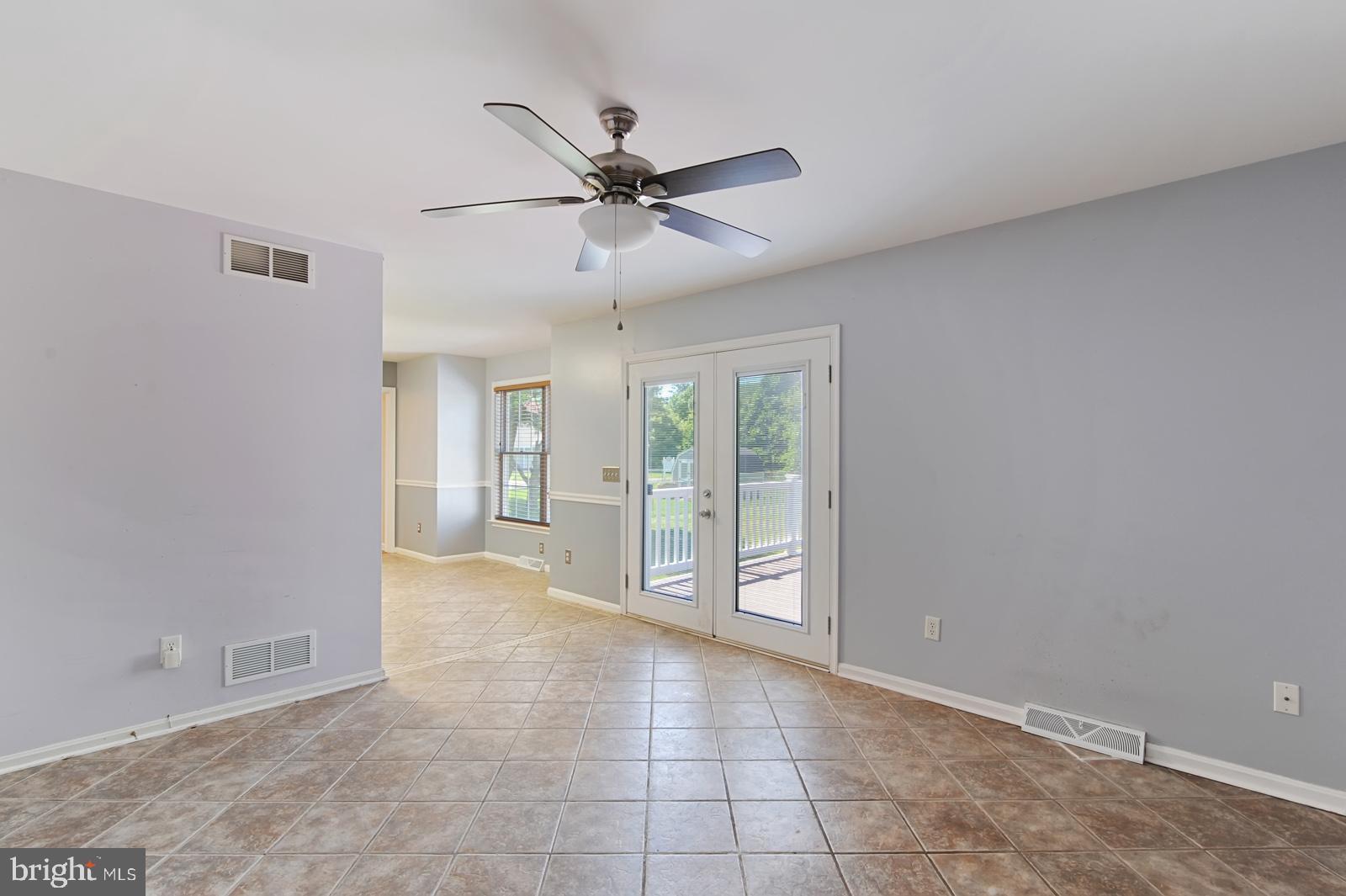 711 East Division Street Dover, DE 19901 - Photo 16 of 26