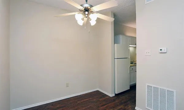 $1,200 | 9254 Forest Lane, Unit 507, Dallas, TX 75243