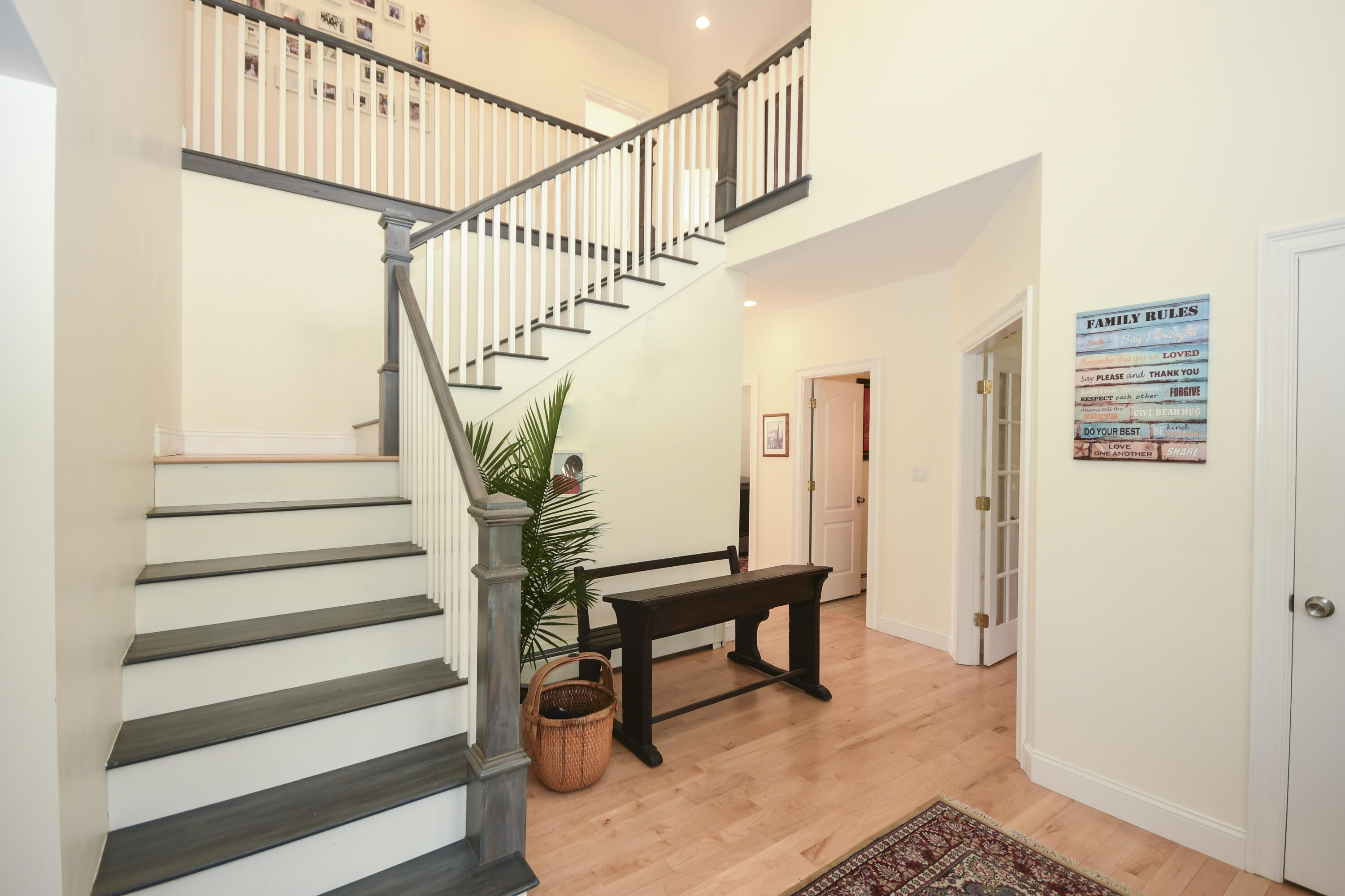 205 Jenkins Road Saco, ME 04072 - Photo 11 of 44 Foyer