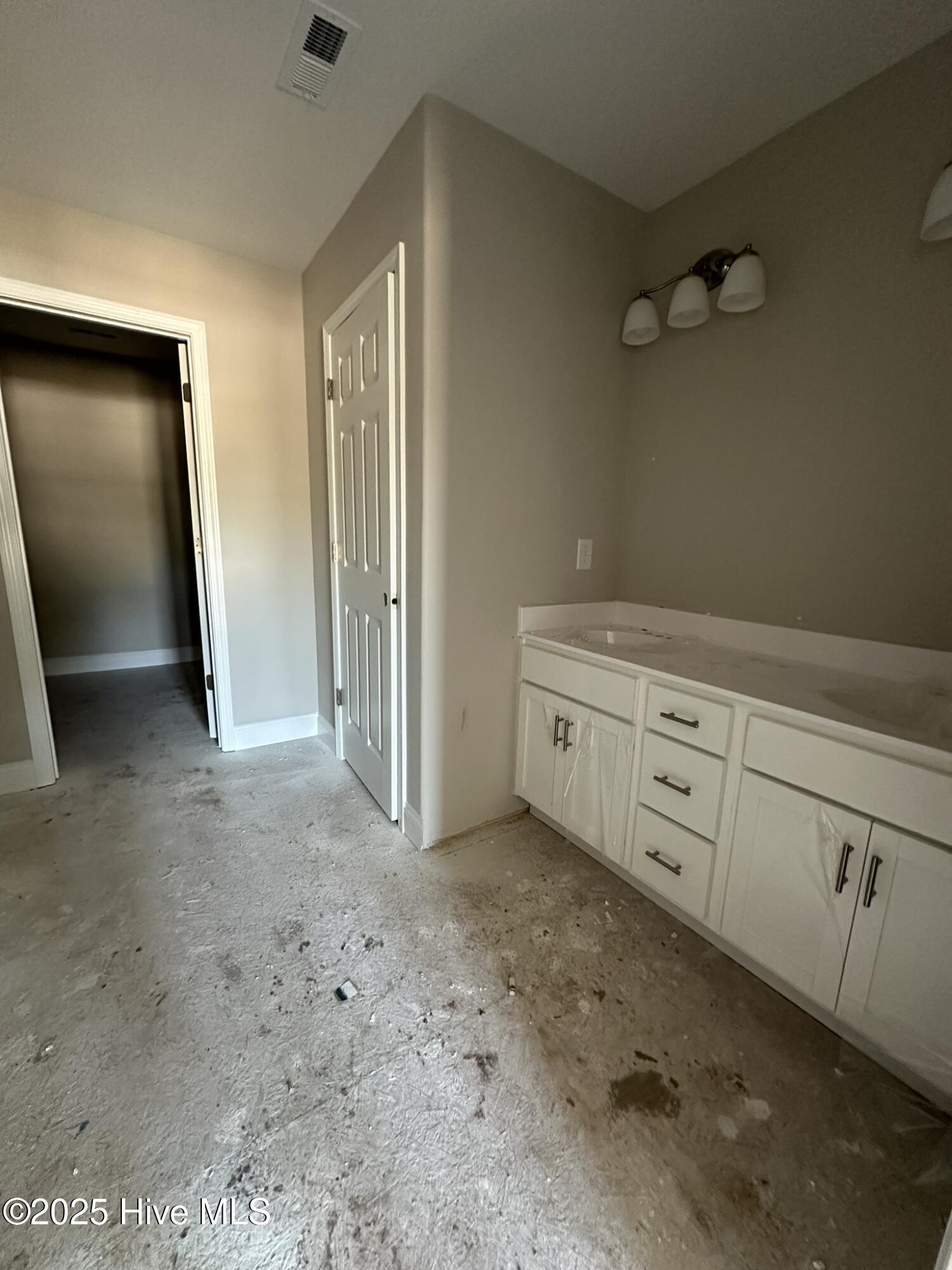 185 Brighttown Road Maysville, NC 28555 - Photo 10 of 18 Primary Bathroom