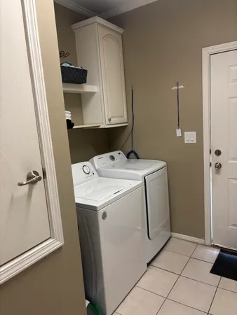 $3,900 | 210 West 2nd Court, Key Largo, FL 33037