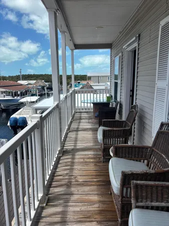 $3,900 | 210 West 2nd Court, Key Largo, FL 33037