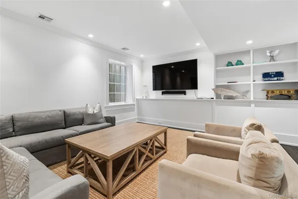 $70,000 | 60 Old Town Crossing, Southampton, NY 11968