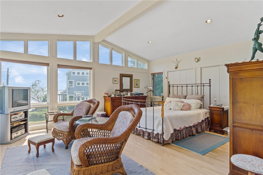 17 Shore Road Bristol, RI 02809 - Photo 17 of 32