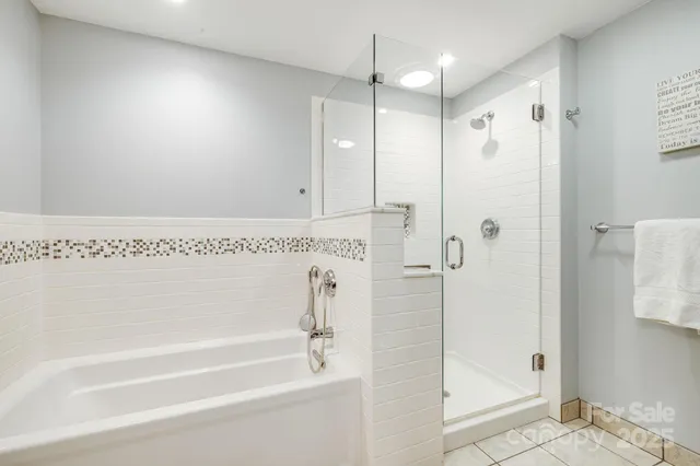 $579,000 | 15 Crest Cir Drive, Weaverville, NC 28787