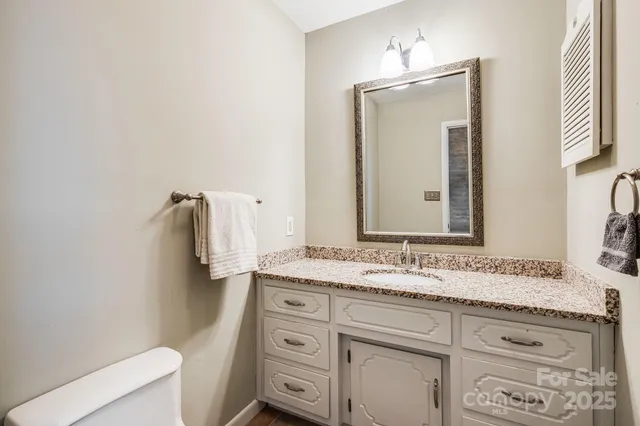 $579,000 | 15 Crest Cir Drive, Weaverville, NC 28787