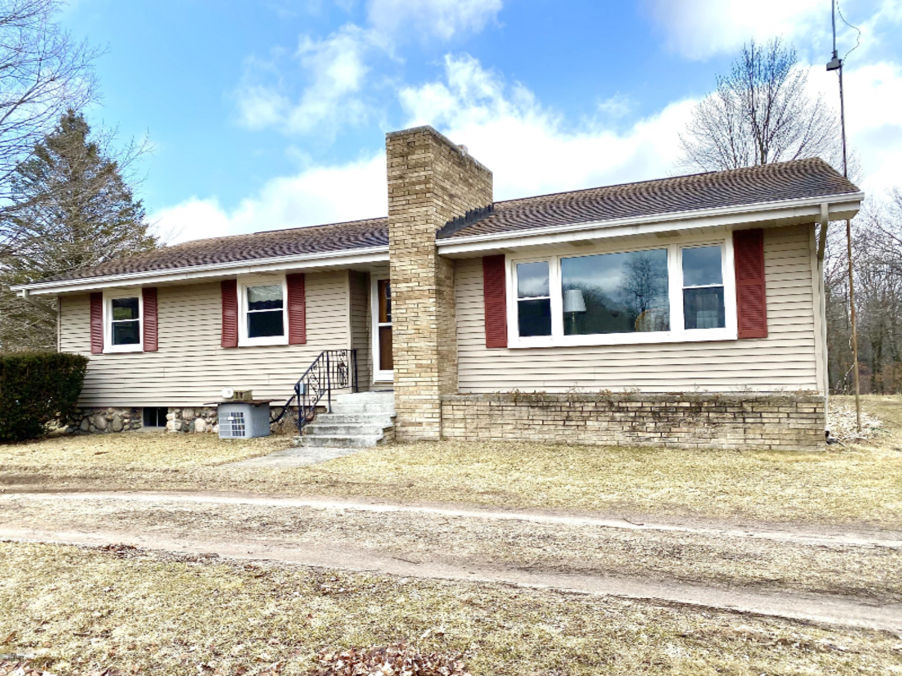 3191 West Long Lake Road Orleans, MI 48865 - Photo 48 of 62 5C2F9CD6-DCDB-4FC0-B8CC-0160A23FE698