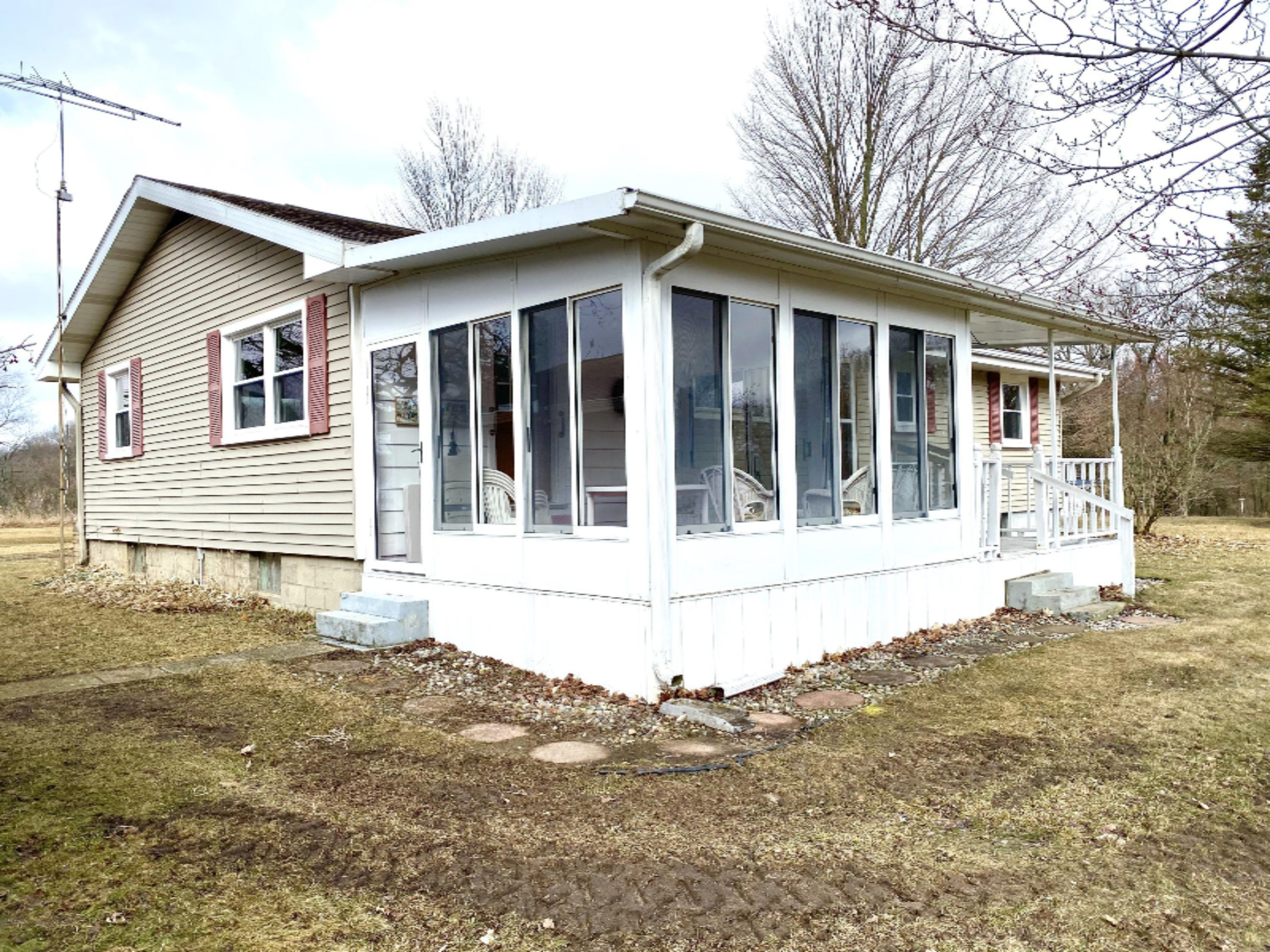 3191 West Long Lake Road Orleans, MI 48865 - Photo 6 of 62 C5856316-0221-480C-8DB1-66CD4E43E191