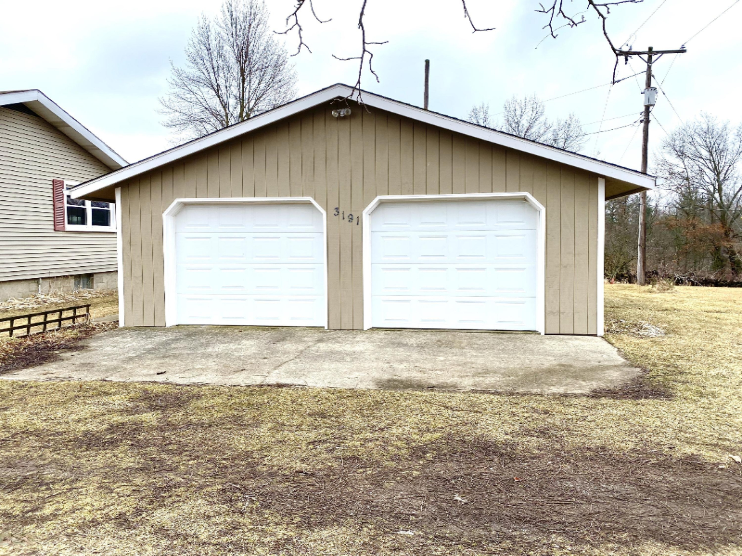 3191 West Long Lake Road Orleans, MI 48865 - Photo 9 of 62 0D0B4C8D-2FC6-4A32-A4FF-712F90DFE5A7