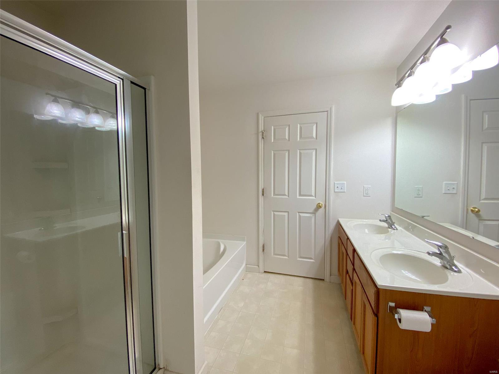 1400 Timberbrook Drive Mascoutah, IL 62258 - Photo 15 of 26