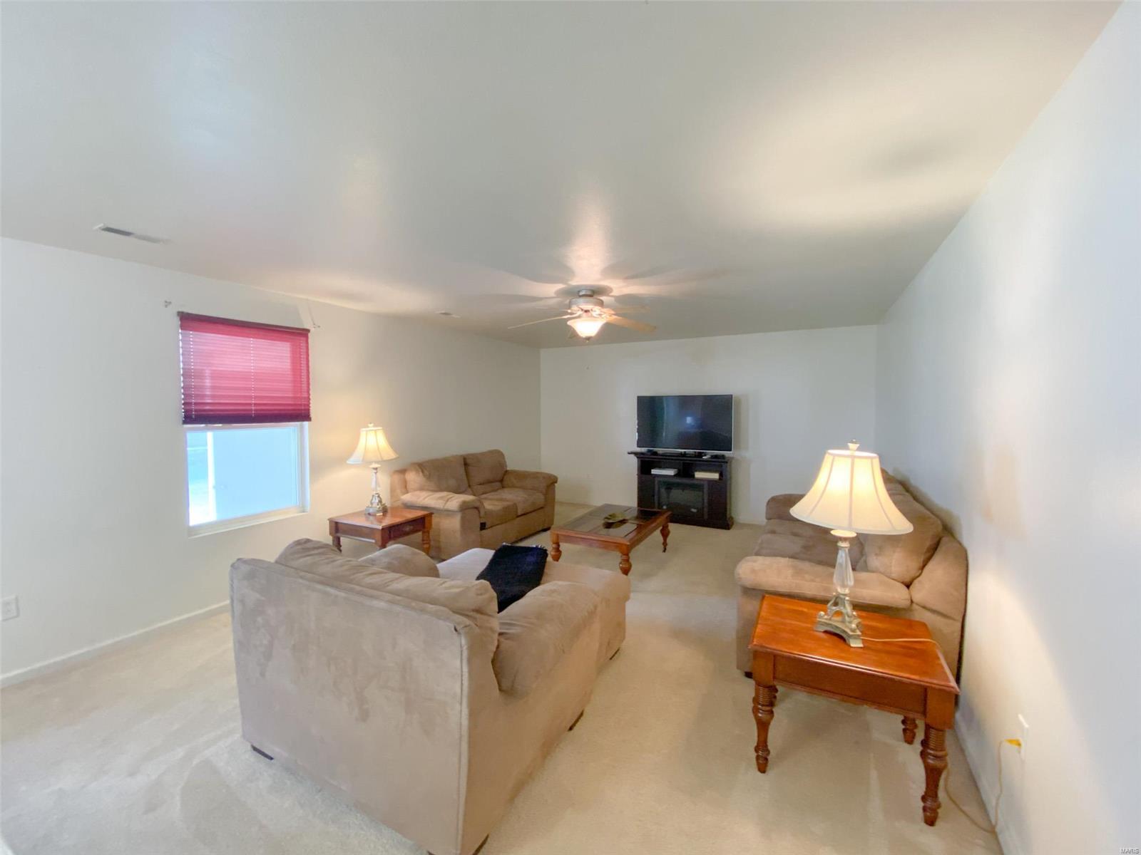 1400 Timberbrook Drive Mascoutah, IL 62258 - Photo 8 of 26