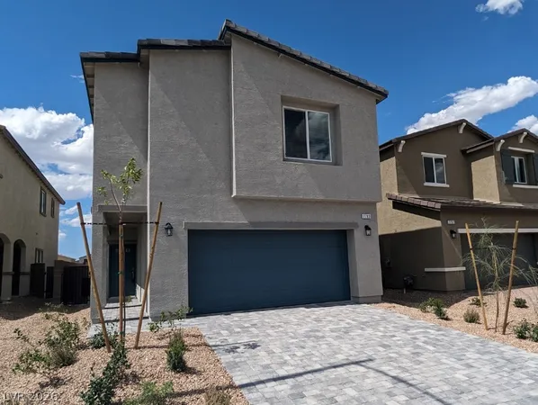 $2,250 | 7703 Moore Crk Lane, North Las Vegas, NV 89084