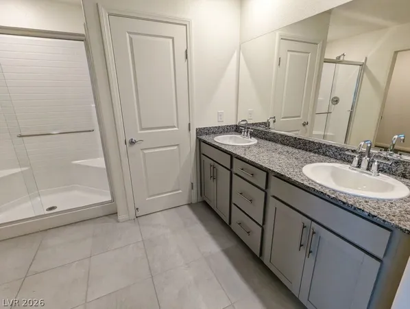 $2,250 | 7703 Moore Crk Lane, North Las Vegas, NV 89084