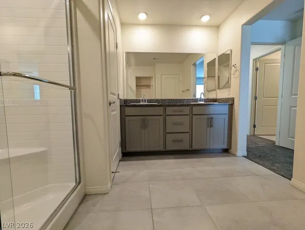 $2,250 | 7703 Moore Crk Lane, North Las Vegas, NV 89084