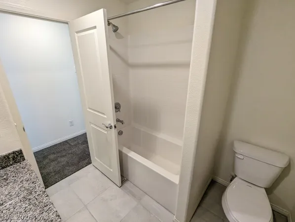 $2,250 | 7703 Moore Crk Lane, North Las Vegas, NV 89084