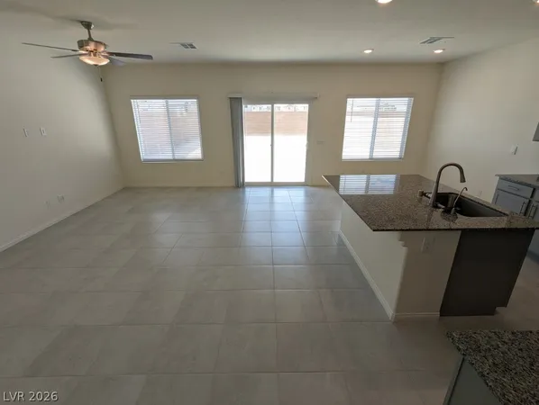 $2,250 | 7703 Moore Crk Lane, North Las Vegas, NV 89084