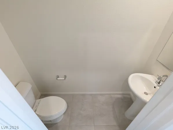 $2,250 | 7703 Moore Crk Lane, North Las Vegas, NV 89084