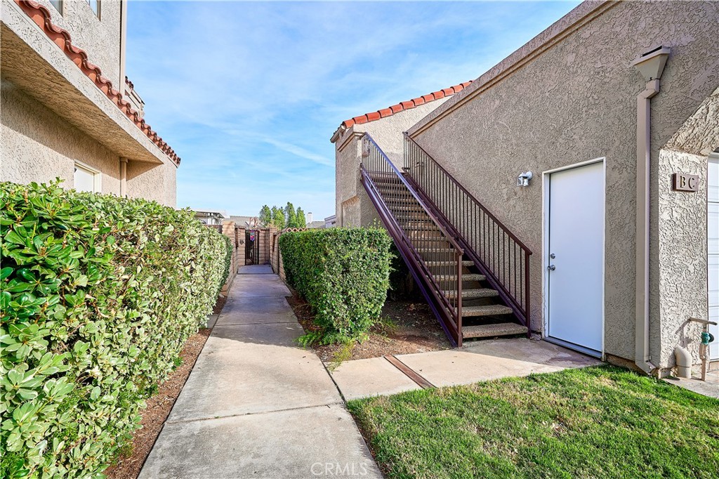 6949 Laguna Place, Unit B1 Rancho Cucamonga, CA 91701 - Photo 8 of 20