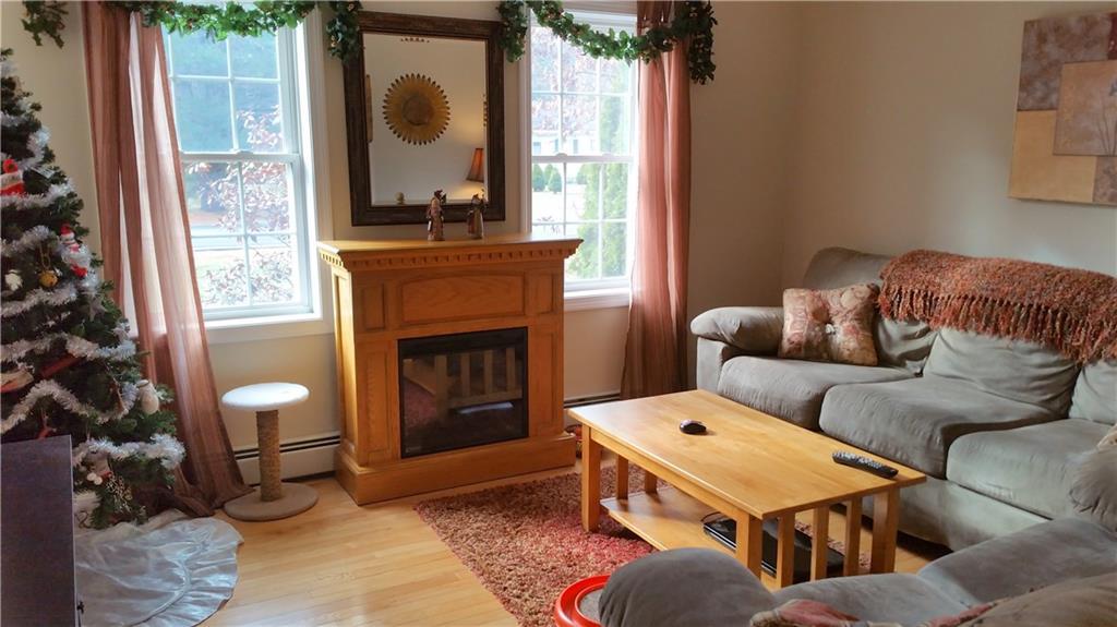 31 Ross Road Kennebunk, ME 04043 - Photo 6 of 15 Photo