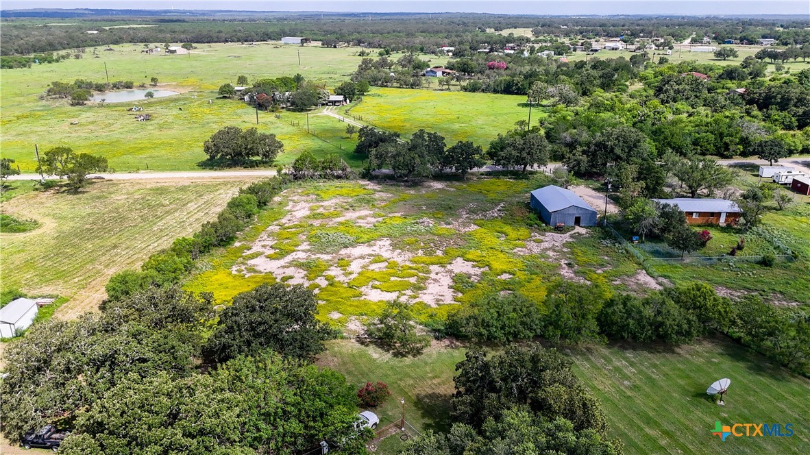 275-279 Cross Road Kingsbury, TX 78638 - Photo 29 of 36 a view of a city