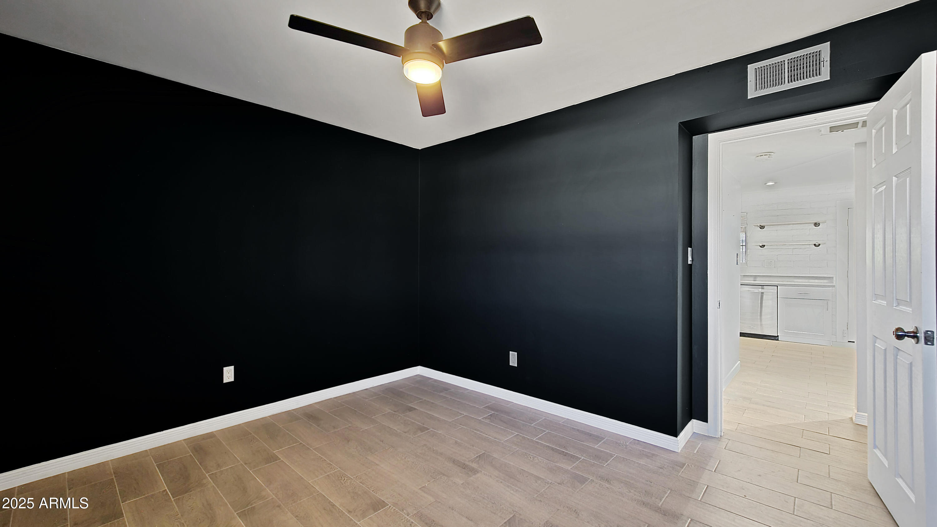 6739 North 16th Street, Unit 14 Phoenix, AZ 85016 - Photo 12 of 19