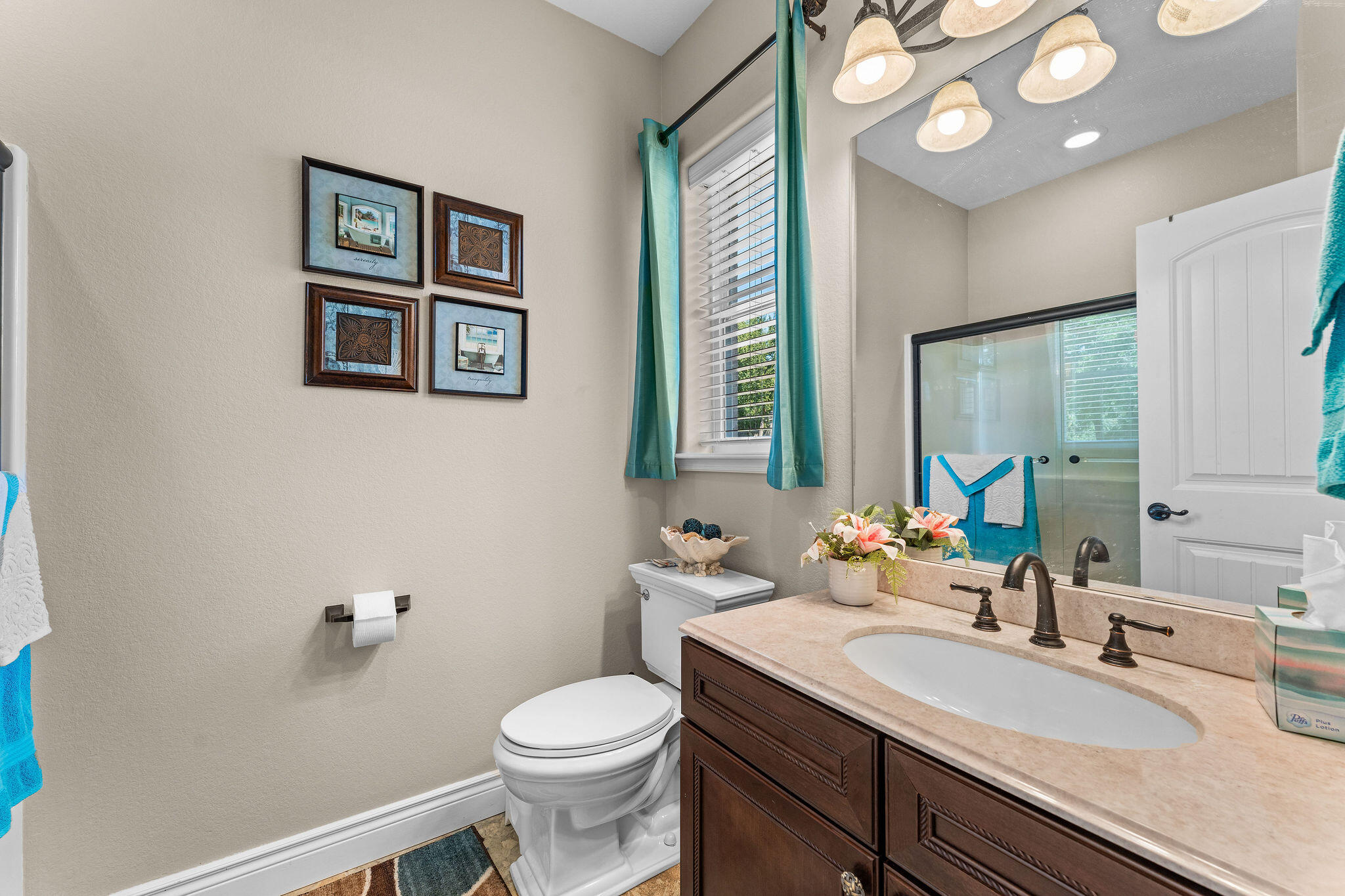 400 Loganberry Road Branson, MO 65616 - Photo 29 of 46 Bedroom En Suite