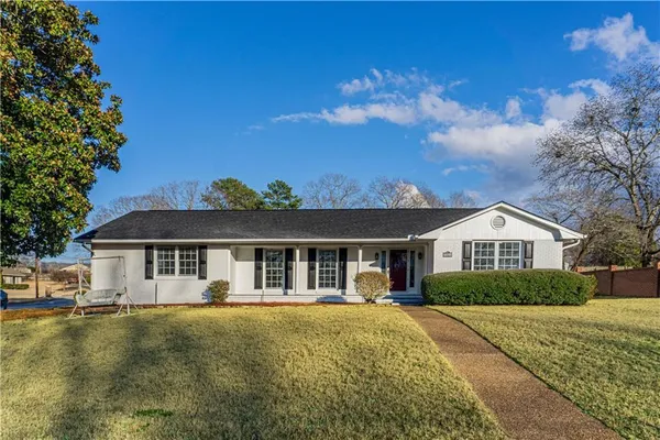 $347,500 | 5004 22nd Avenue, Phenix City, AL 36867