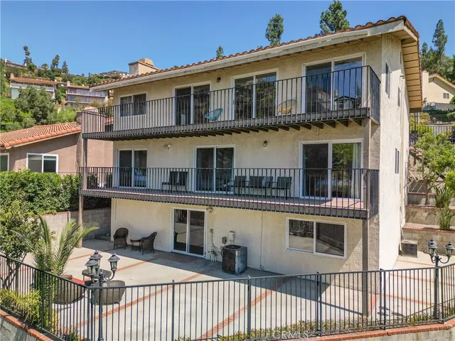 $2,190,000 | 1218 East Tujunga Avenue, Burbank, CA 91501