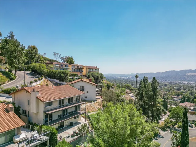 $2,190,000 | 1218 East Tujunga Avenue, Burbank, CA 91501