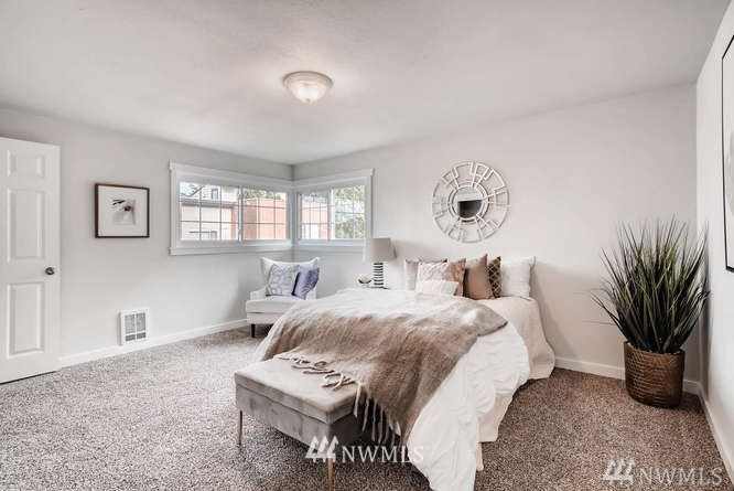 4412 Southwest 101st Street Seattle, WA 98146 - Photo 12 of 23 Gallery Image 12