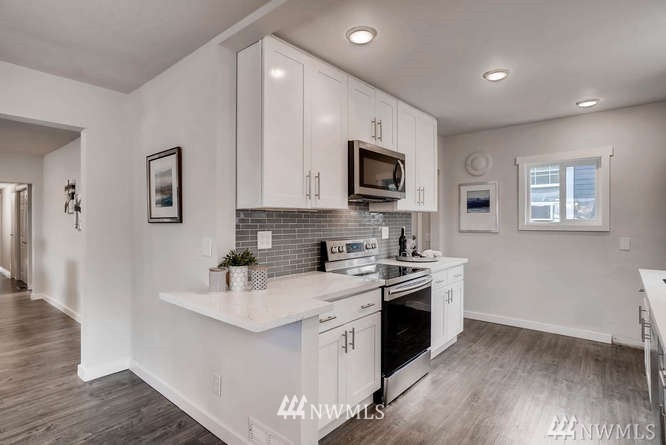 4412 Southwest 101st Street Seattle, WA 98146 - Photo 6 of 23 Gallery Image 6