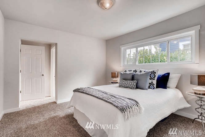 4412 Southwest 101st Street Seattle, WA 98146 - Photo 10 of 23 Gallery Image 10