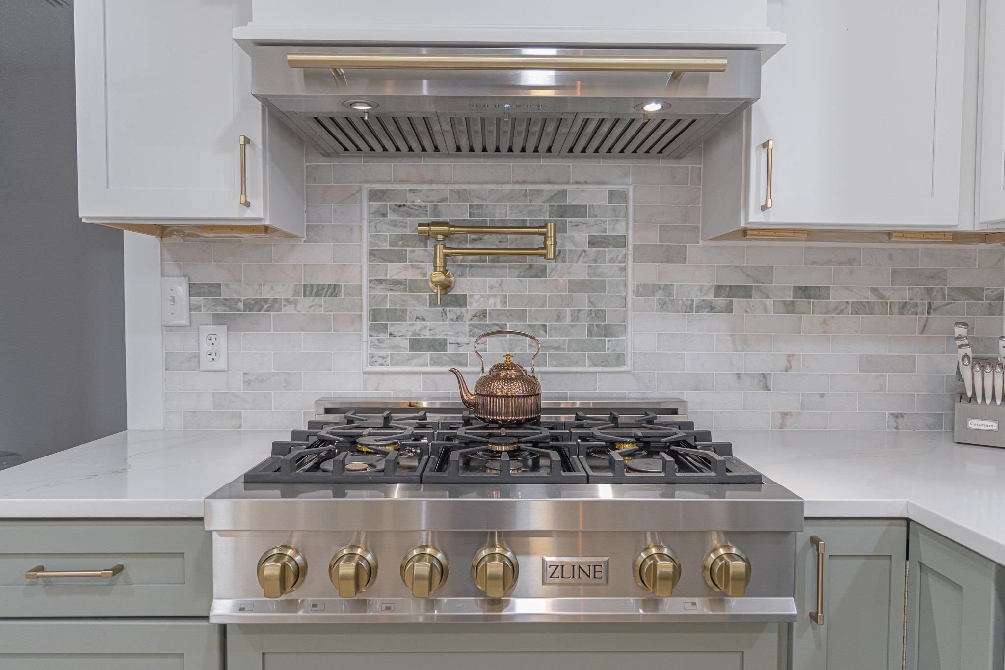 19690 Lawrence Road Fairhope, AL 36532 - Photo 18 of 73 Kitchen