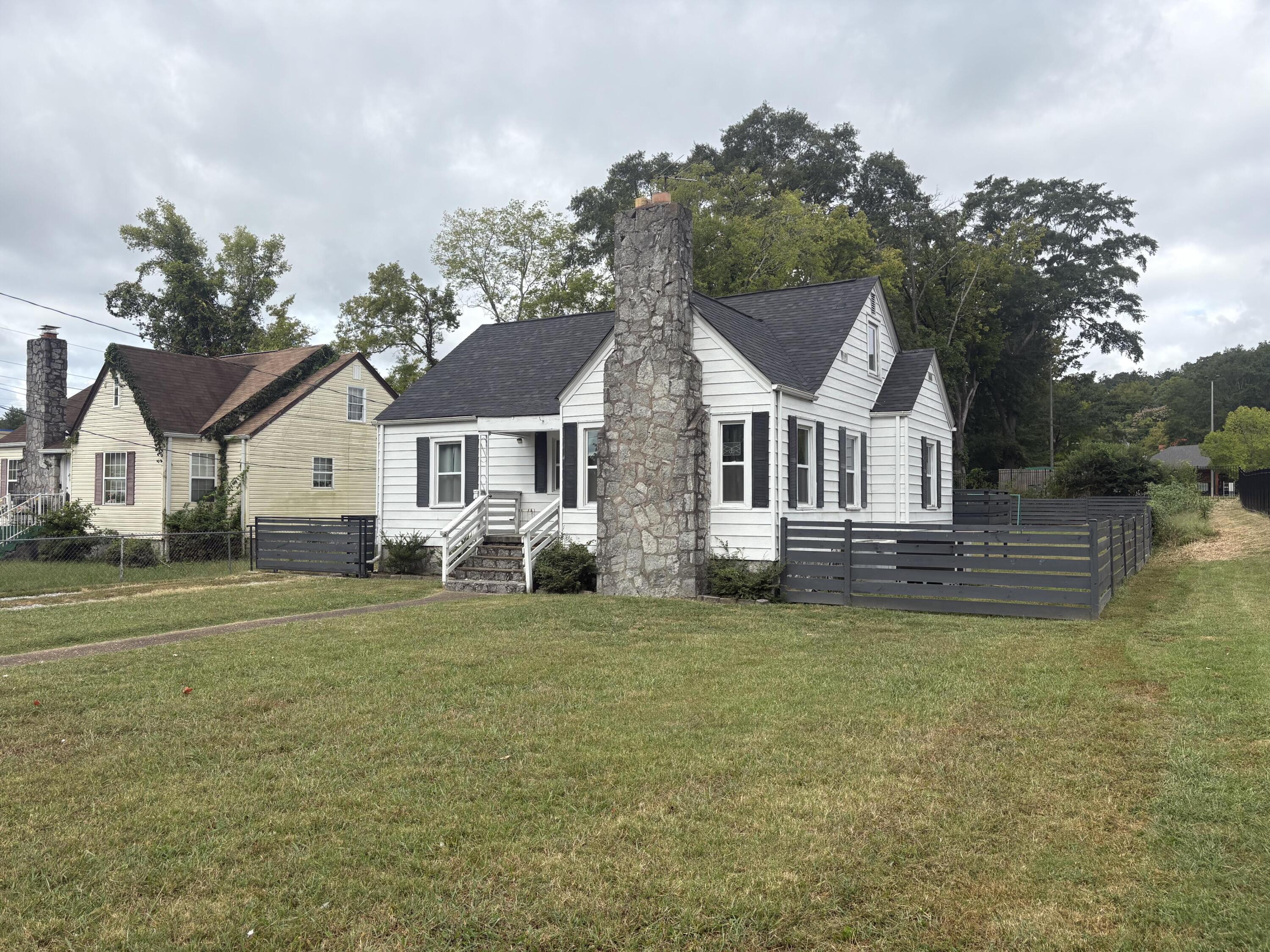 27 North Germantown Road Chattanooga, TN 37411 - Photo 5 of 27 05_beyc6aade0334d9ee