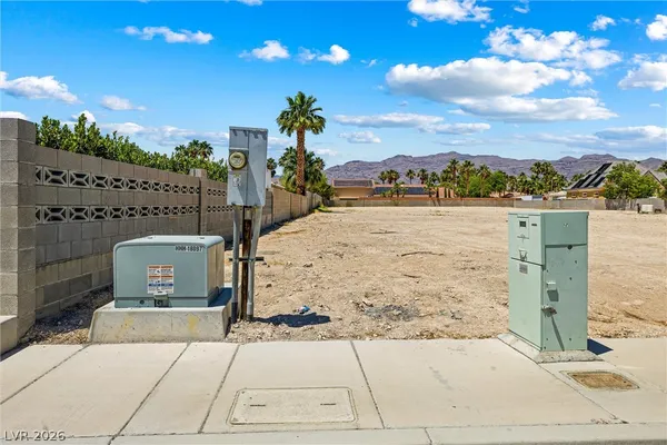 $590,000 | 5200 Grand Teton Drive, Las Vegas, NV 89131