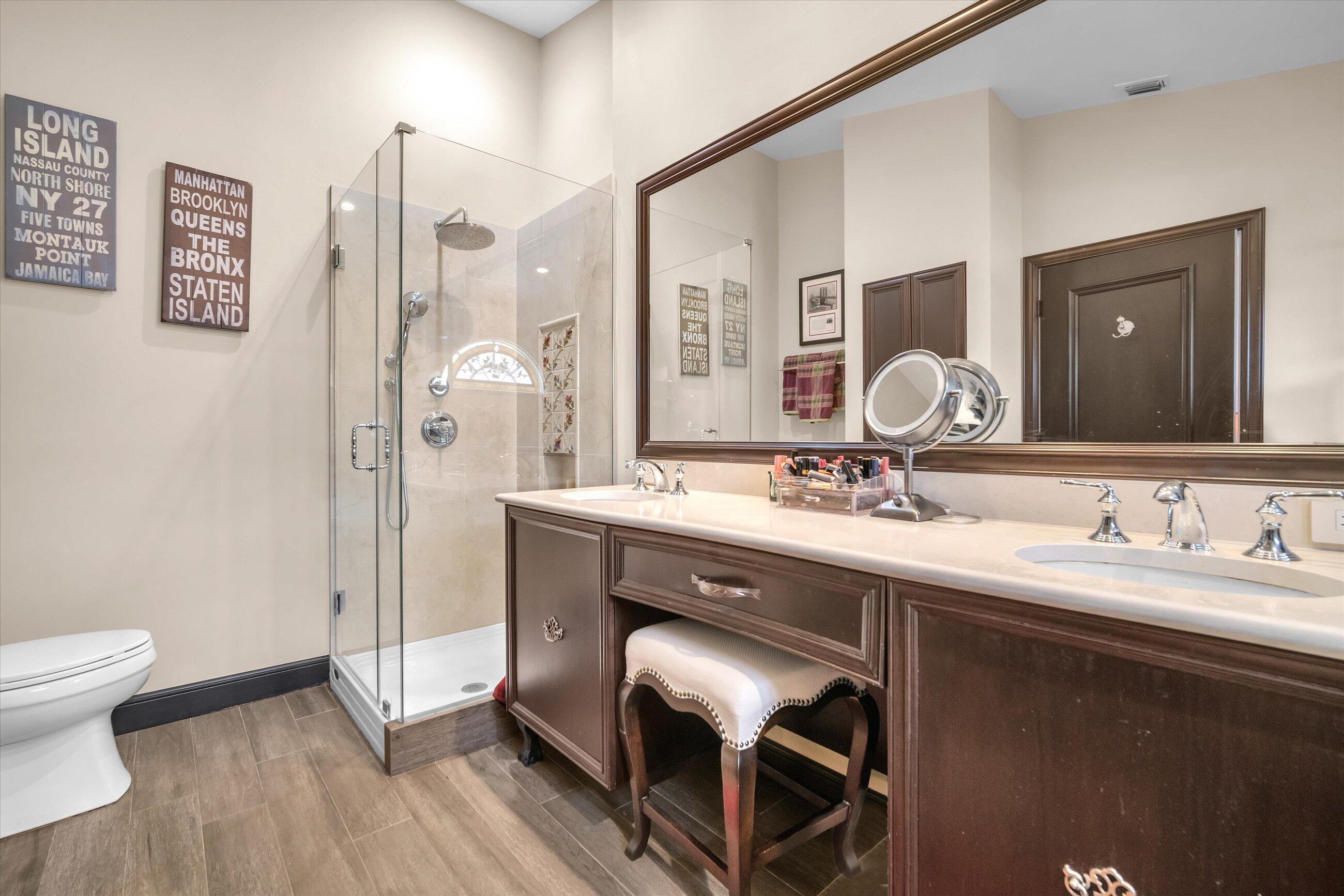 5049 Pointe Emerald Lane Boca Raton, FL 33431 - Photo 20 of 30 Primary Bath