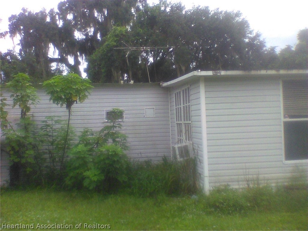 27 Boon Dock Road Lorida, FL 33857 - Photo 2 of 7 Gallery Image 2