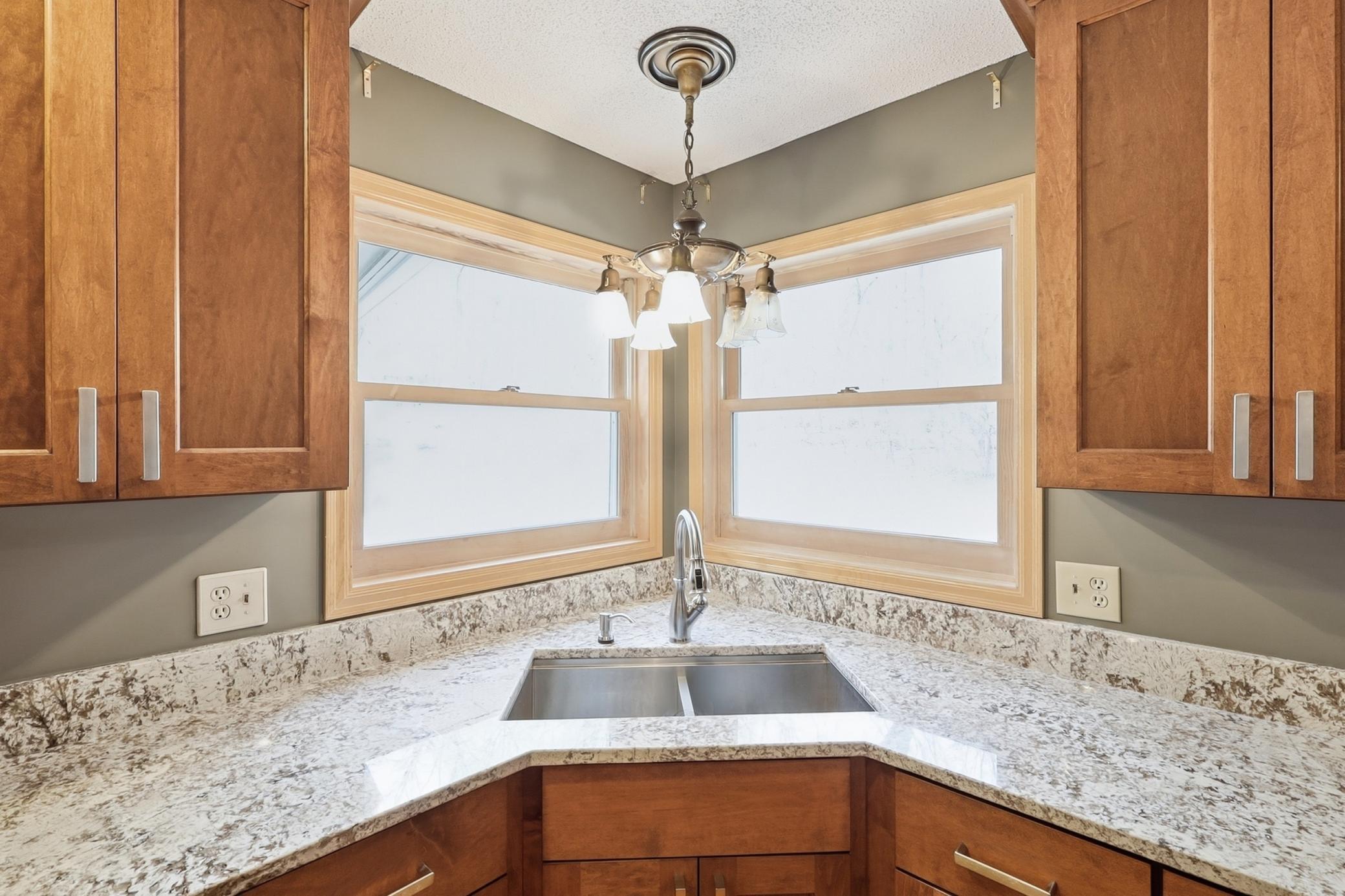 2225 Chestnut Road Hamel, MN 55340 - Photo 6 of 45