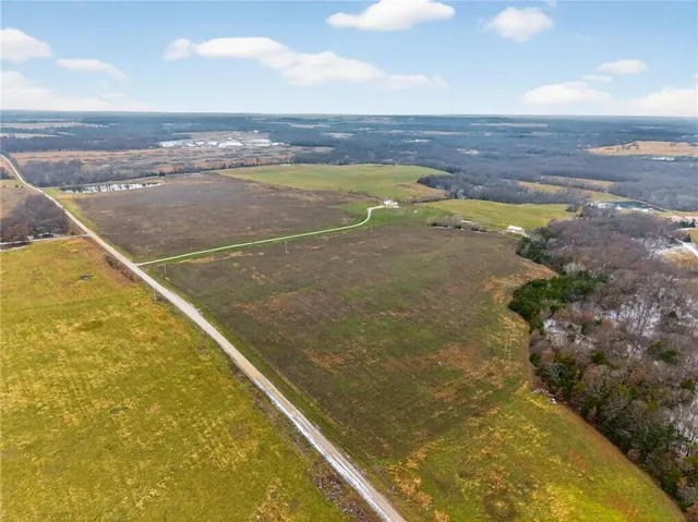 $1,200,000 | 1978 Southwest County Road 11517, Rich Hill, MO 64779