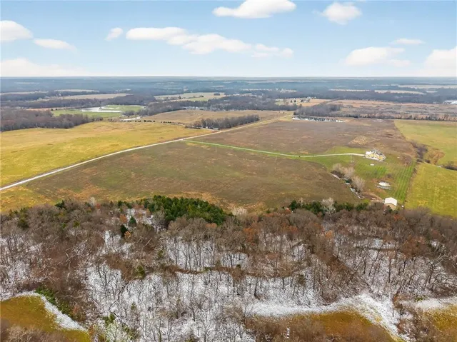 $1,200,000 | 1978 Southwest County Road 11517, Rich Hill, MO 64779